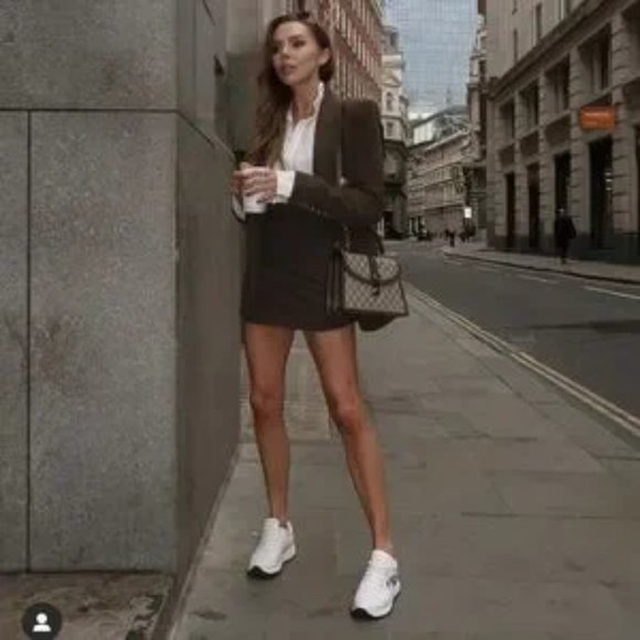 ZARA Tailored Blazer With Buttons - Picture 8 of 16